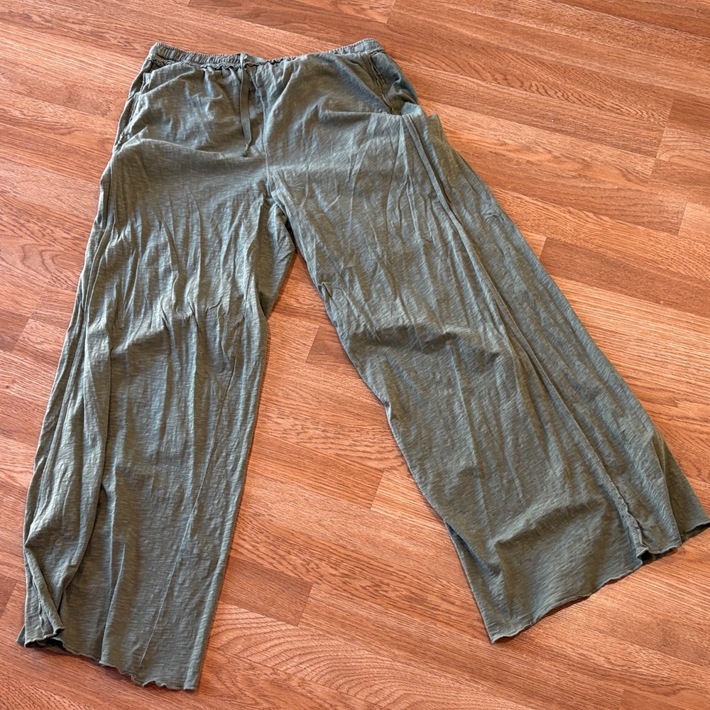 Aerie Soft Olive Green Wide-Leg Pants Large Long
